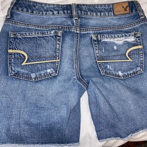 Size 0 American eagle shorts , slightly worn , smoke free home